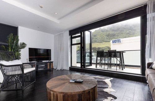 Mount Maunganui Apartment | Mount Views
