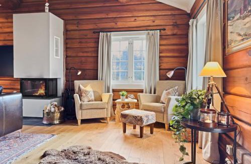 Nord-Aurdal Apartment | Mountain Lodge with Jacuzzi & Views