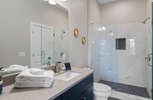 Sylva House | Mountain View B - Sylva Retreat, King Suite, Mountain View, and Hiking