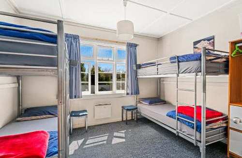 Wanaka Hostel | Mountain View Backpackers