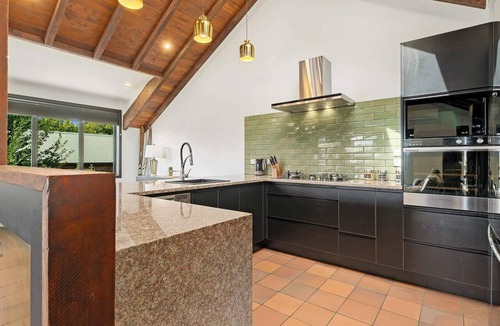 Wanaka House | Mountain View Chalet