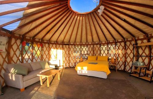 Gladstone Bed & Breakfast | Mountain Yurt, Stunning Views, Near Wanaka