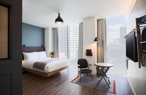 Chuo Hotel | MOXY Osaka Honmachi