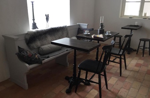 Svalov Bed & Breakfast | Munkagården Bed & Breakfast