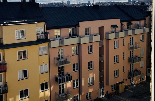 Kungsholmen Apartment | Mysigt Sovrum Mott Innegård