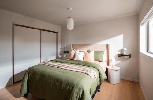 Nelson Apartment | Nelson Bridge House