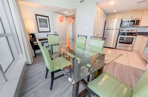 Downtown Myrtle Beach Condo | New Corner Suite 2BR, Direct Ocean and City Views