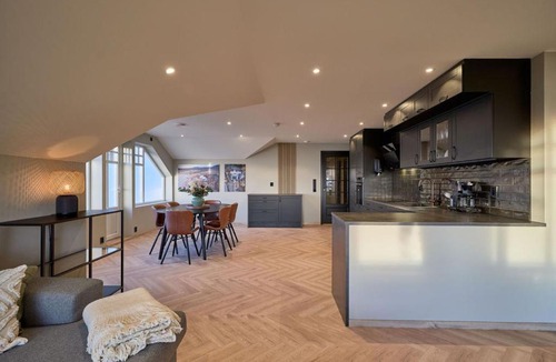 Orland Apartment | Nice apartment with five bedrooms and sea view