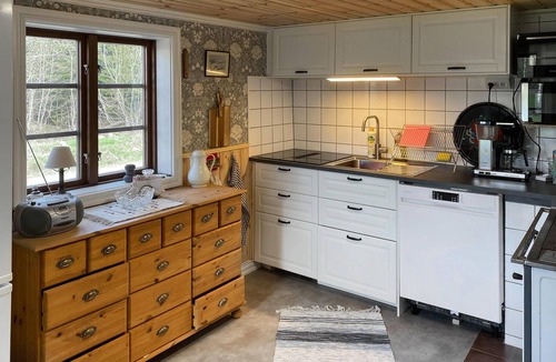Mariannelund House | Nice home in Tjurstorp with kitchen