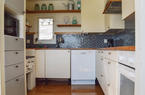 Uddevalla House | Nice home in Uddevalla with WiFi