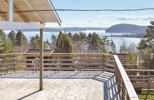 Uddevalla House | Nice home in Uddevalla with WiFi