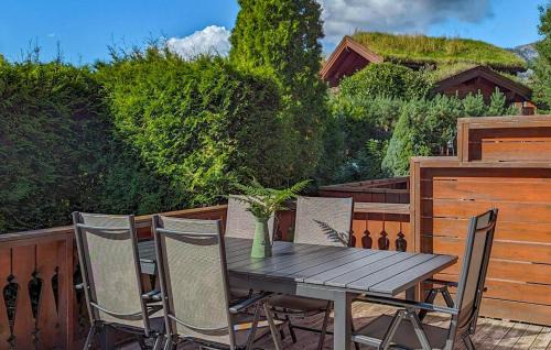 Kviteseid House | Nice Home In Vrådal With House A Mountain View