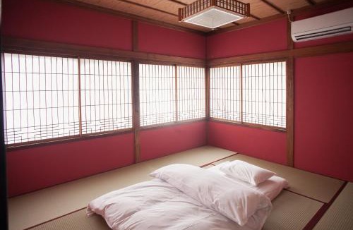 Tera-machi Temple Area House | Ninja 旅音
