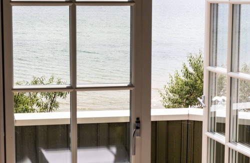 Aspet Villa | Oakvale Villa Sand
