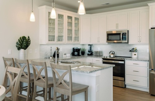 Bermuda Bay Condo | OBX Getaway at Moonstone Manor, Great View!