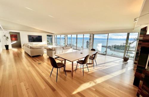 Britannia Heights House | Ocean Horizon - Incredible Sea Views & Sunsets