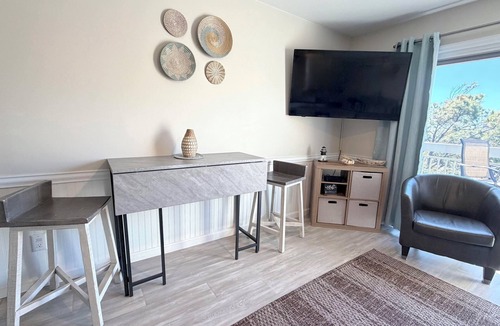 North Forest Beach Condo | Oceanfront & Across the Street from Coligny! Walk Everywhere!