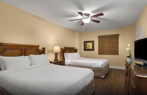 Windy Hill Hotel | Oceanfront Condo | Lazy River & Pools | Walk to Dining & Fun