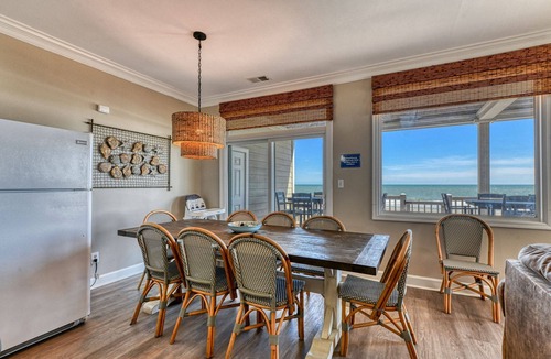Long Bay Estates House | Oceanfront duplex with 6 bedrooms/6 bath on each side. This is Drs Rx.