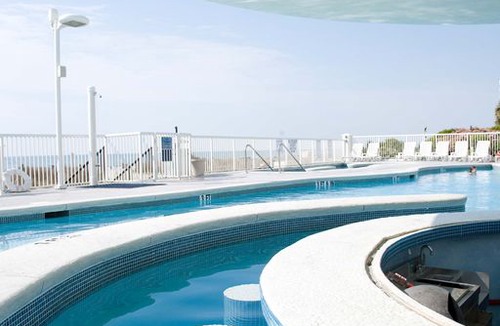 Myrtle Beach Resort | Oceanfront Efficiency w/ Fantastic View + Official On-Site Rental Privileges