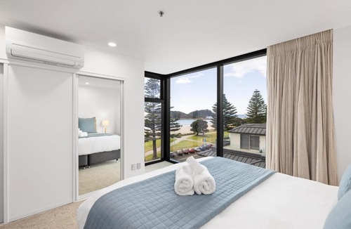 Mount Maunganui Apartment | Oceanside Bliss - Absolute Beachfront - Uninterrupted Ocean Views with Pool