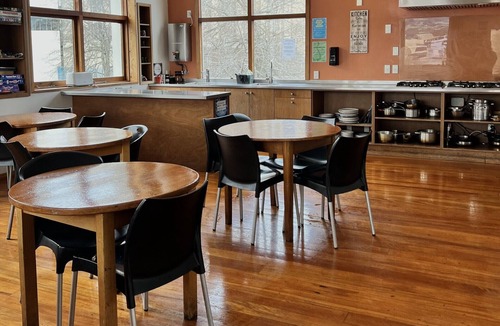 Dunedin City Centre Hostel | On Top Apartments & Hostel Backpackers
