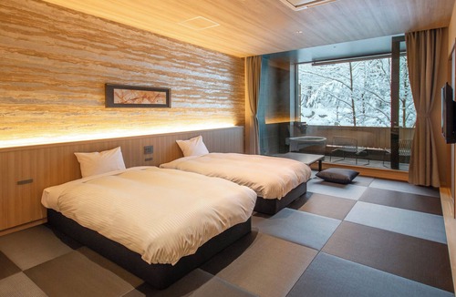 Yumoto-naka-yashiki Hotel | Ooedo Onsen Monogatari Premium Iwatehanamaki