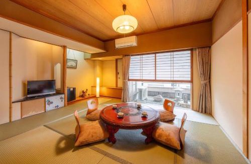 Dotonbori Hotel | Osaka Ryokan Kuramoto