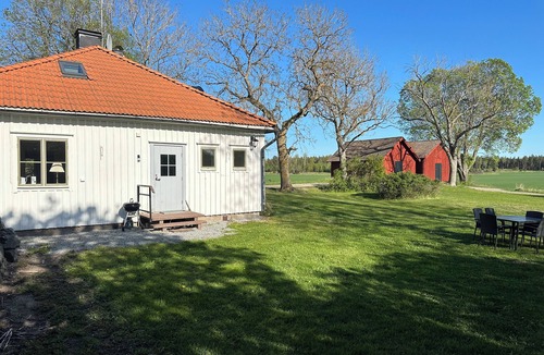 Enkoping House | Own accommodation in the countryside