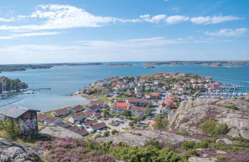 Ellos House | Panoramic view on Ellös top with 500m to sea SE09125