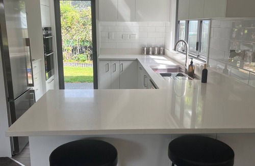 Upper Hutt House | Peaceful haven close to Upper Hutt activities