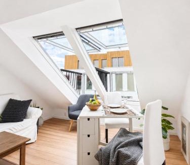 Arstad Apartment | Penthouse Michael Krohns gate