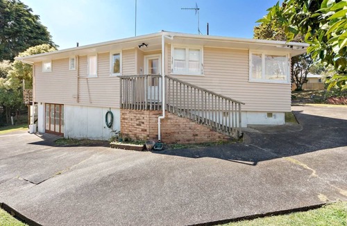 Hokio Beach House | Pet-friendly beach bolt hole