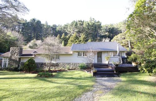 Pinehaven House | Pinehaven Cottage