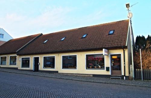 Simrishamn Bed & Breakfast | Pizza House Bed Simrishamn