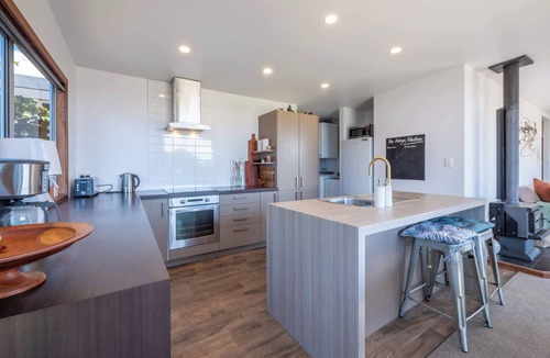 Pohara House | Pohara's Beachside Bliss