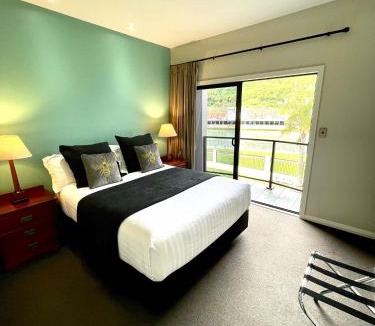 Gisborne Hotel | Portside Hotel Gisborne