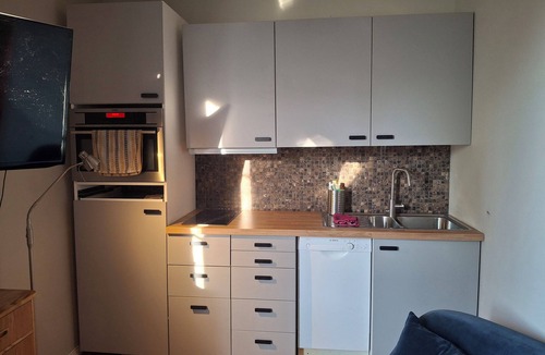 Trondheim Apartment | Practical studio retreat in charming Trøndelag for your getaway