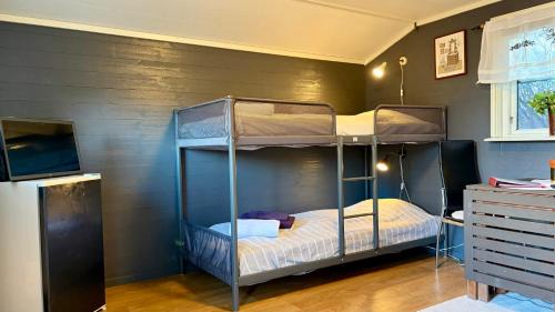 Mora Bed & Breakfast | Prinsgården B&B rum stugor