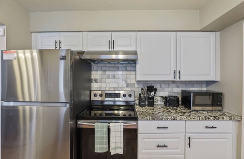 Arlington Heights House | Pristine - 3 Beds, 1.5 Ba!