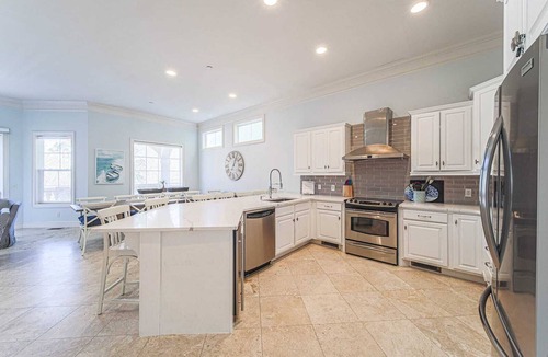 Palmetto Dunes House | Private Beach House with Bunk Beds & Elevator