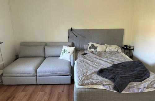East Visby House | Private cabin Fully equipped small house Östra Vi Visby Gotland