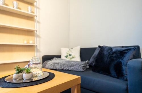 East Visby House | Private cabin Fully equipped small house Östra Vi Visby Gotland