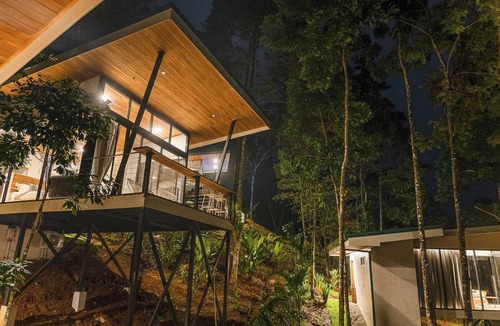 Quesada House | Private Jungle Bungalow near La Fortuna/Quiet Escape + Pool/Jengibre