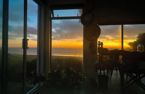 Baylys Beach Cottage | Private Oceanview Escape Above the Beach