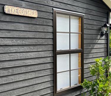 Clyde Apartment | Pyke Cottage, Clyde