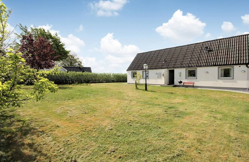Loberod House | Quiet vacation in the countryside on the plain of Skane!