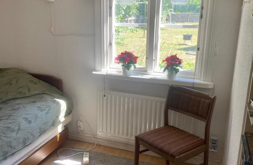 Aahus House | Röda huset
