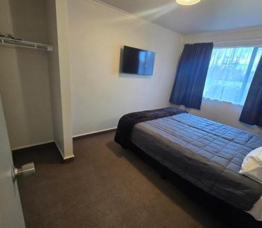 Feilding Hotel | Raceway Lodge