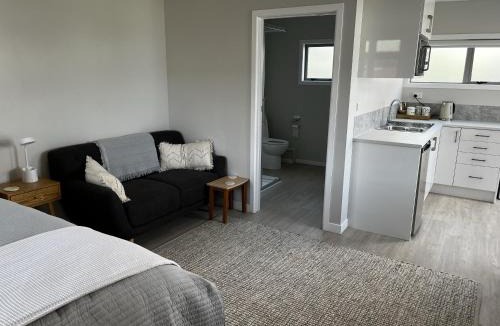 Raglan Apartment | Raglan Retreat on Gilmour